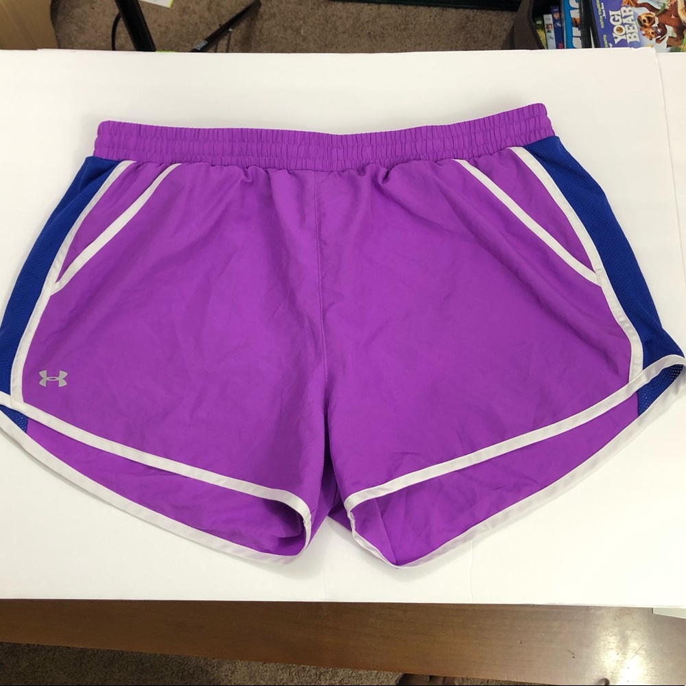 Under armour shorts XL